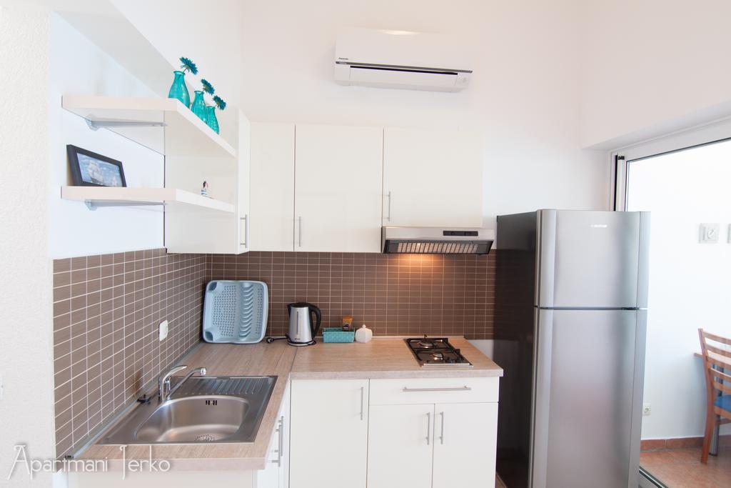 Jerko Apartment *